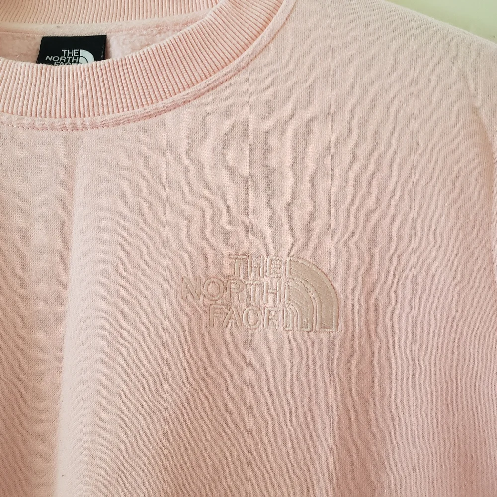 The North Face Pullover Crew Neck Sweater - Pink XL ( EUC) - Picture 4 of 8
